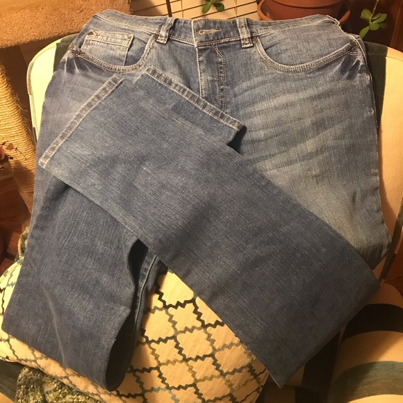 Atelier Premium Denim Stretch Jeans - Picture 1 of 6